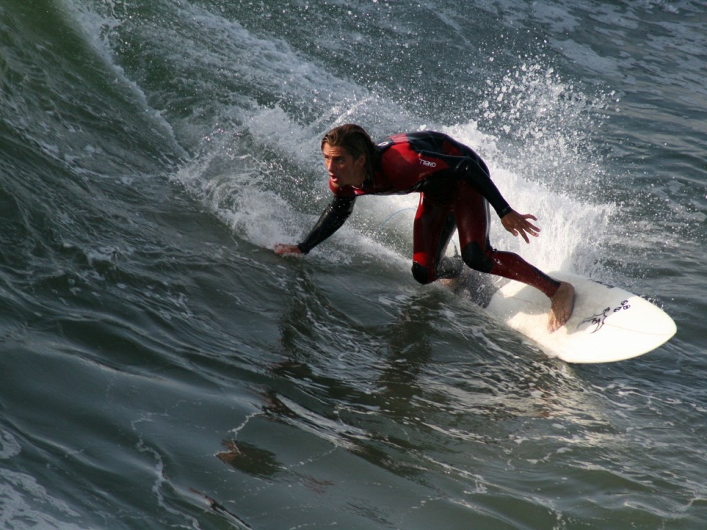 surfer-huntington-beach